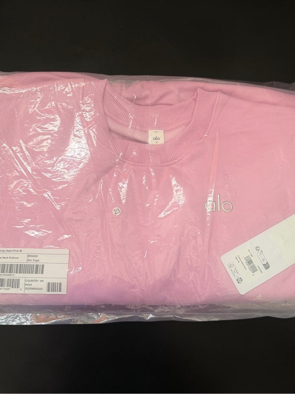 🆕Alo Candy Heart Pink Accolade Crewneck🆕 - Picture 3 of 6